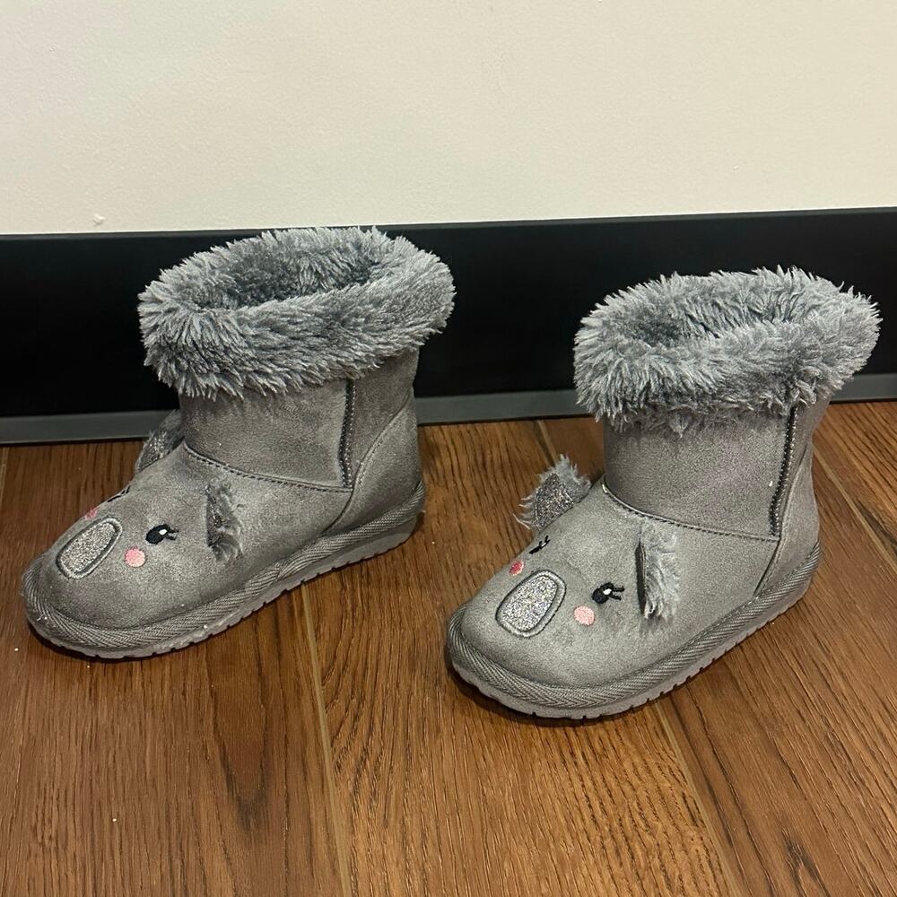 The Children’s Place Koala Boots Size 8 - Picture 5 of 7